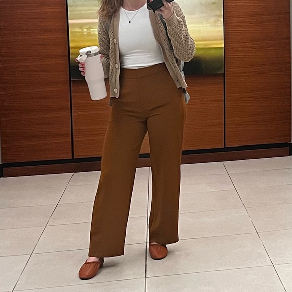 Aritizia Wilfred Alanya Pant, 2 Short - Picture 2 of 4